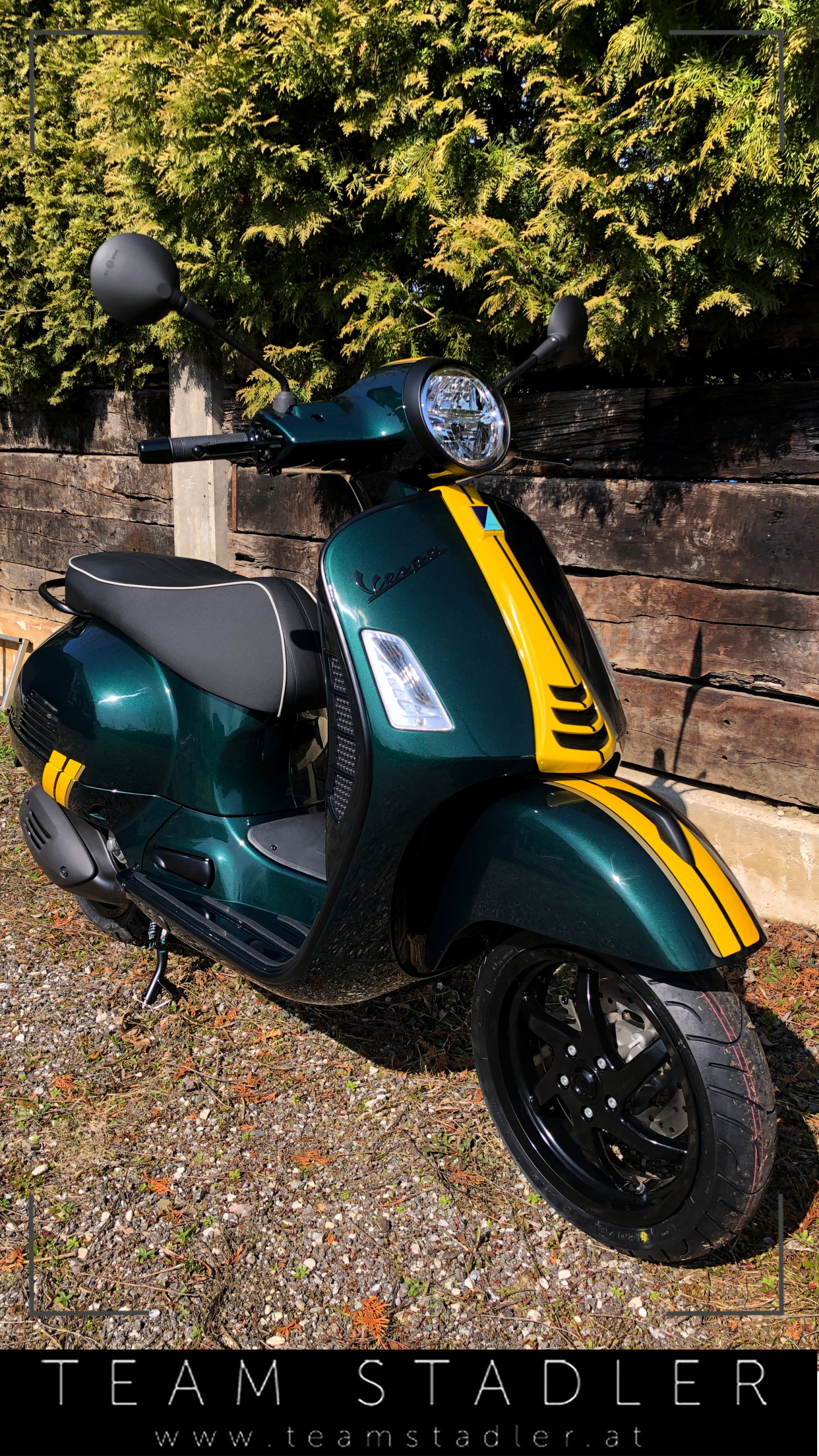 VESPA GTS 300 HPE Racing Sixties Black Edition – Stadler Motorsport